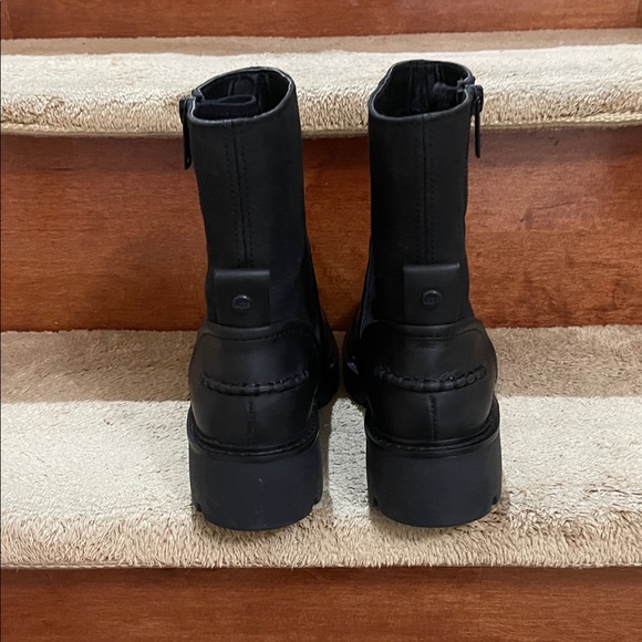 Authentic UGG Australia Leather Black Combat Boots Women SZ 8 Like New - Picture 5 of 11